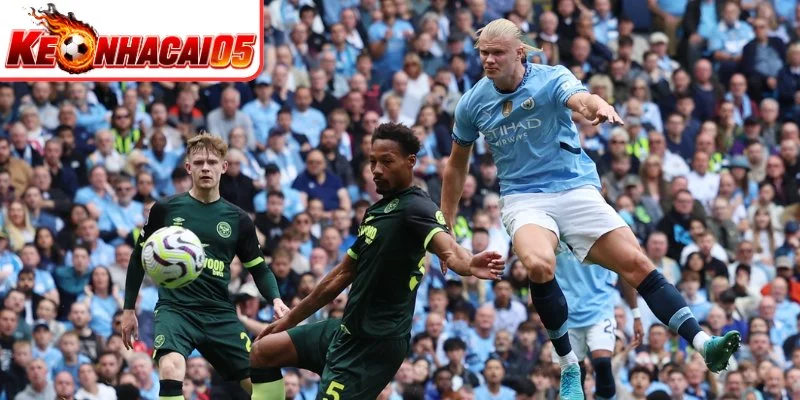 Cái mang tên premier league bao trùm hàng thủ tam sư
